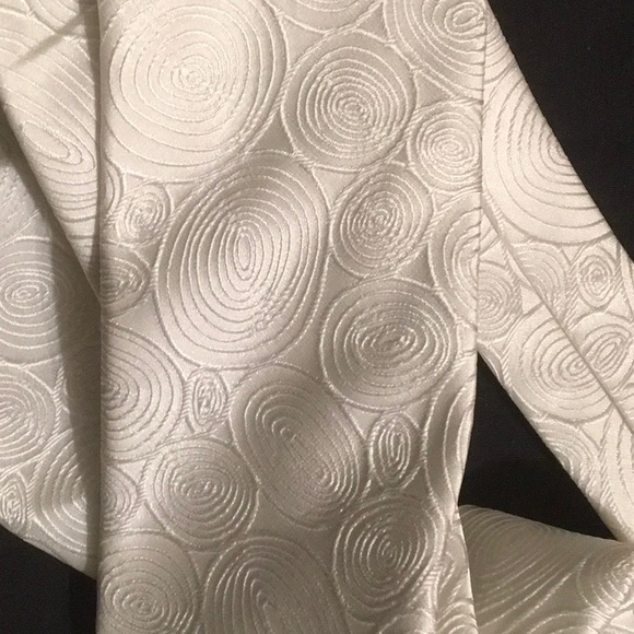 Silk Tie - Picture 3 of 6